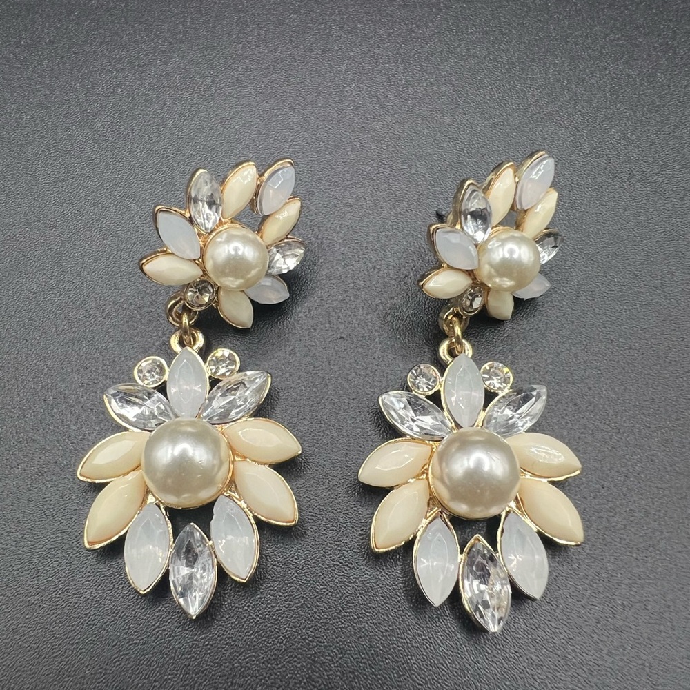 Loft Pearlized Flower Drop Earrings Wedding Bridal Classic Formal